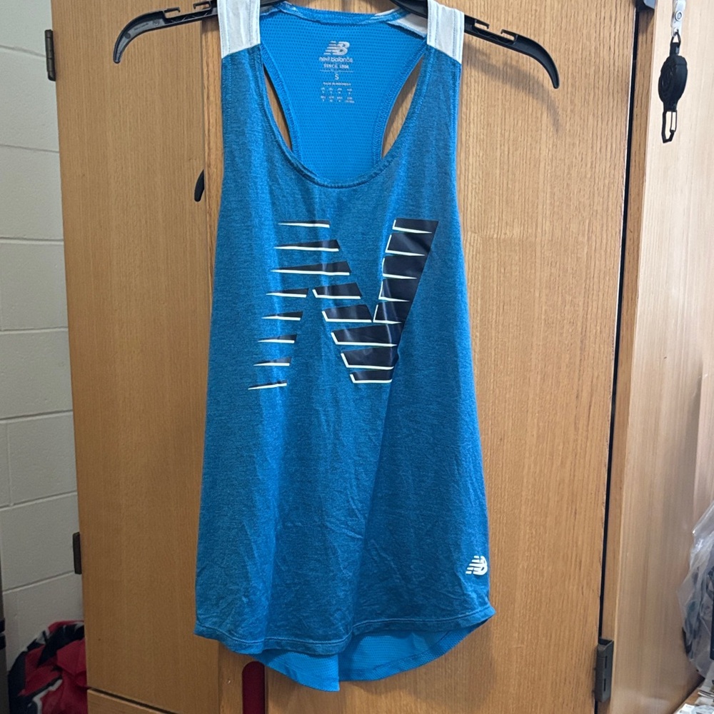 New Balance running singlet